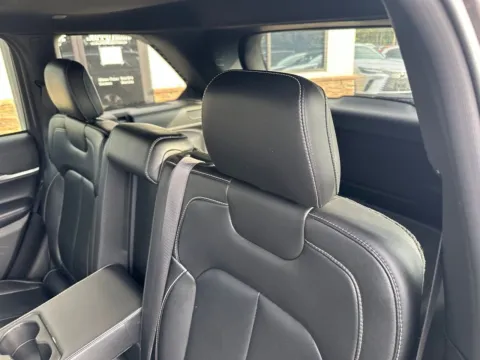 More photos of 2024 Jeep Grand Cherokee 4xe at Jerry Hunt Supercenter - Lexington, NC