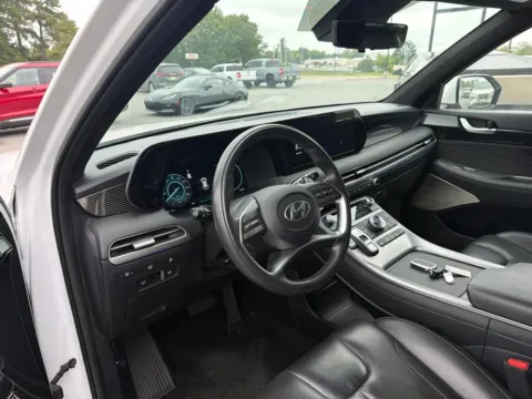 More photos of 2025 Hyundai Palisade Calligraphy at Jerry Hunt Supercenter - Lexington, NC