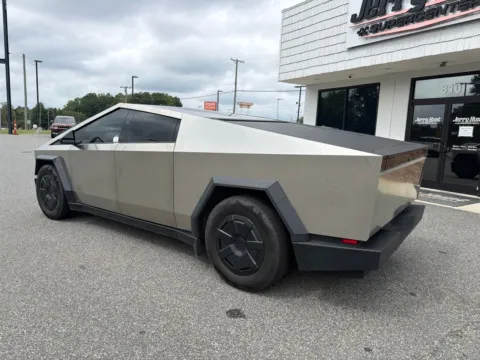 More photos of 2025 Tesla Cybertruck at Jerry Hunt Supercenter - Lexington, NC