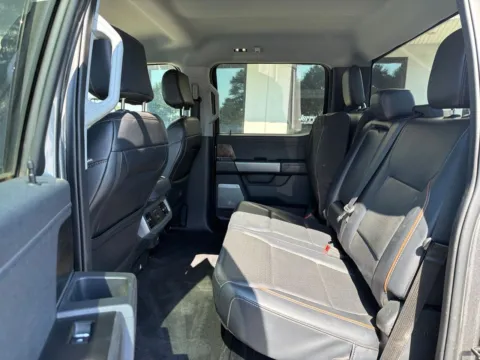 More photos of 2025 Ford F-250SD Lariat at Jerry Hunt Supercenter - Lexington, NC