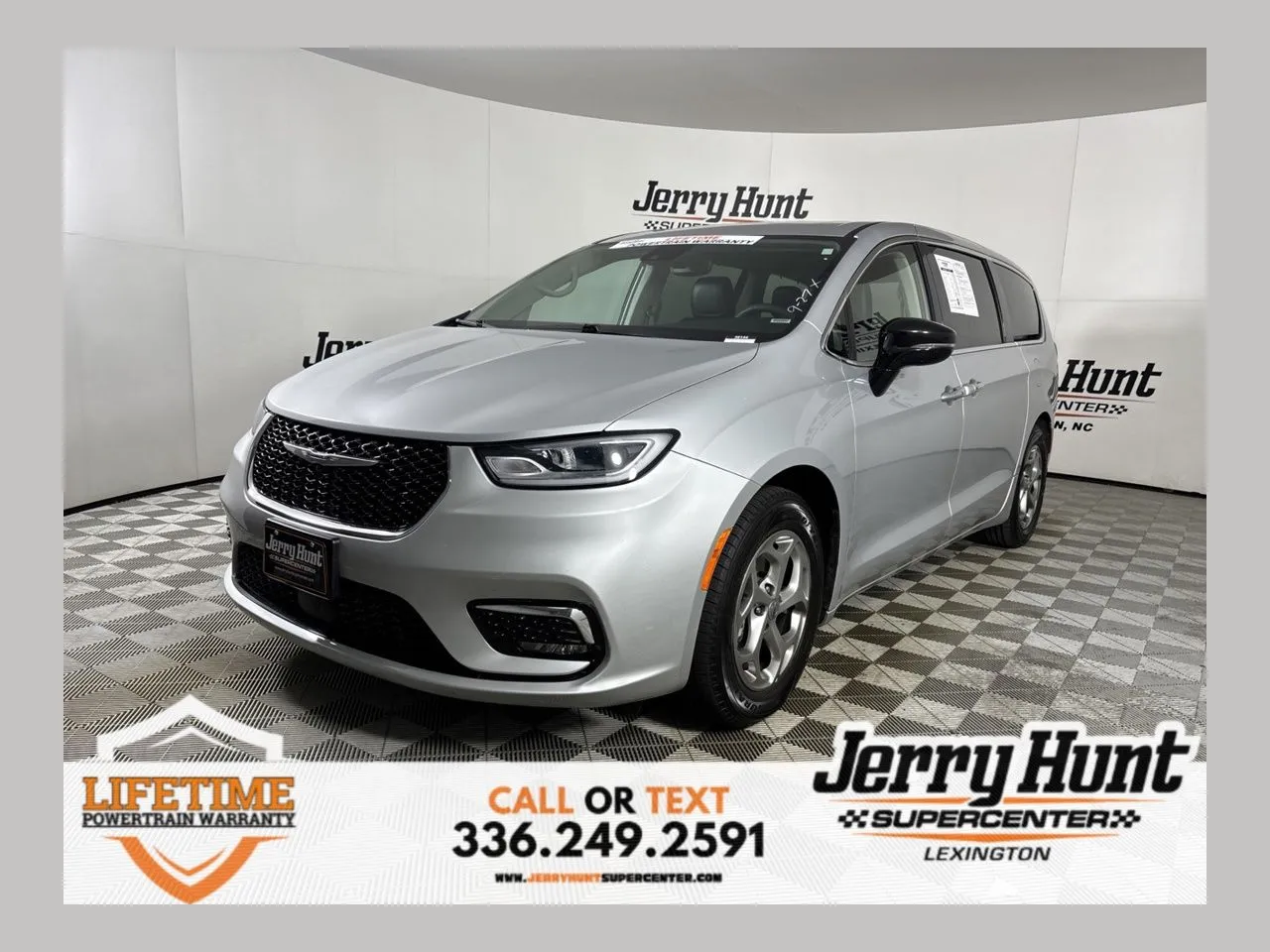 Silver 2024 Chrysler Pacifica Limited for sale in Lexington, NC