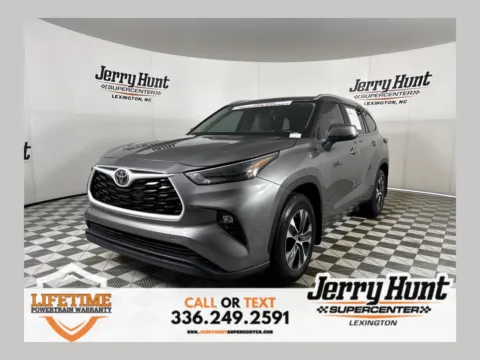Gray 2025 Toyota Highlander XLE for sale in Lexington, NC