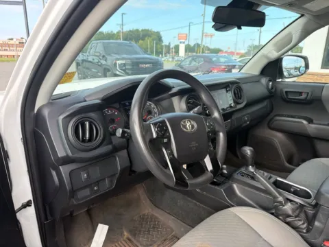 More photos of 2021 Toyota Tacoma SR at Jerry Hunt Supercenter - Lexington, NC