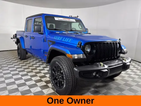 More photos of 2022 Jeep Gladiator Sport at Jerry Hunt Supercenter - Lexington, NC