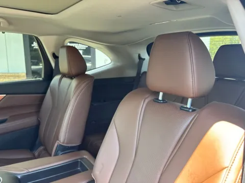 More photos of 2024 Acura MDX Technology at Jerry Hunt Supercenter - Lexington, NC