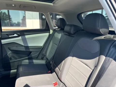 More photos of 2023 Volkswagen Taos 1.5T SE at Jerry Hunt Supercenter - Lexington, NC