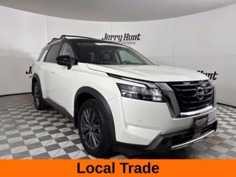 More photos of 2023 Nissan Pathfinder SL at Jerry Hunt Supercenter - Lexington, NC