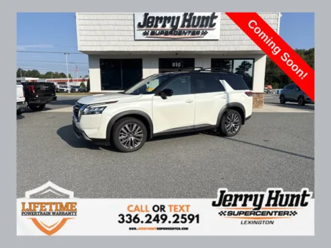 White 2023 Nissan Pathfinder SL for sale in Lexington, NC
