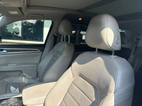 Another view of 2018 Volkswagen Atlas SEL Premium for sale in Lexington, NC at Jerry Hunt Supercenter - Lexington