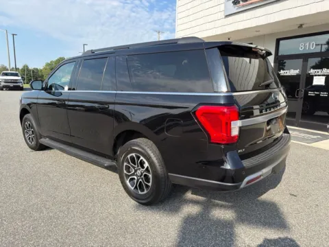 More photos of 2023 Ford Expedition Max XLT at Jerry Hunt Supercenter - Lexington, NC