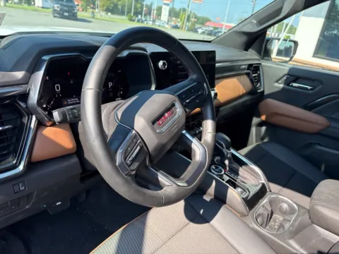 More photos of 2024 GMC Canyon AT4 at Jerry Hunt Supercenter - Lexington, NC