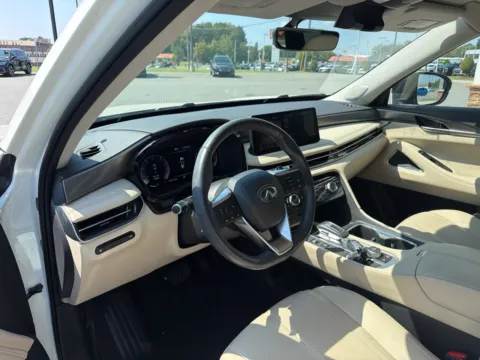 More photos of 2023 INFINITI QX60 LUXE at Jerry Hunt Supercenter - Lexington, NC