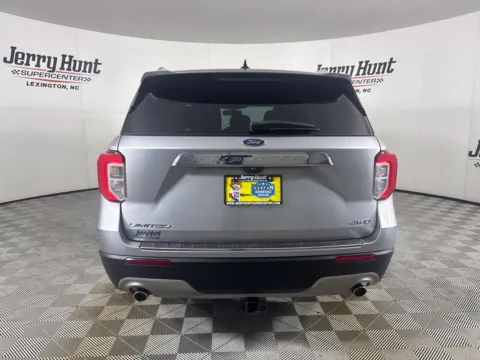 More photos of 2022 Ford Explorer Limited at Jerry Hunt Supercenter - Lexington, NC