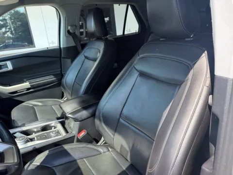 Photos of 2022 Ford Explorer Limited for sale in Lexington, NC at Jerry Hunt Supercenter - Lexington