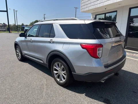 More photos of 2022 Ford Explorer Limited at Jerry Hunt Supercenter - Lexington, NC