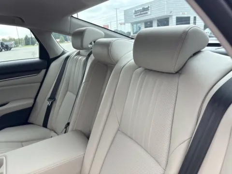 More photos of 2020 Honda Accord EX-L at Jerry Hunt Supercenter - Lexington, NC