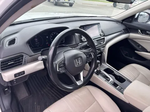 More photos of 2020 Honda Accord EX-L at Jerry Hunt Supercenter - Lexington, NC