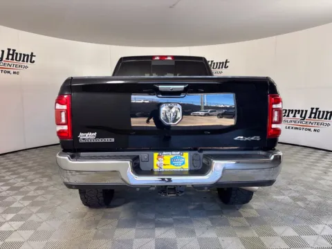 More photos of 2022 Ram 2500 Laramie at Jerry Hunt Supercenter - Lexington, NC