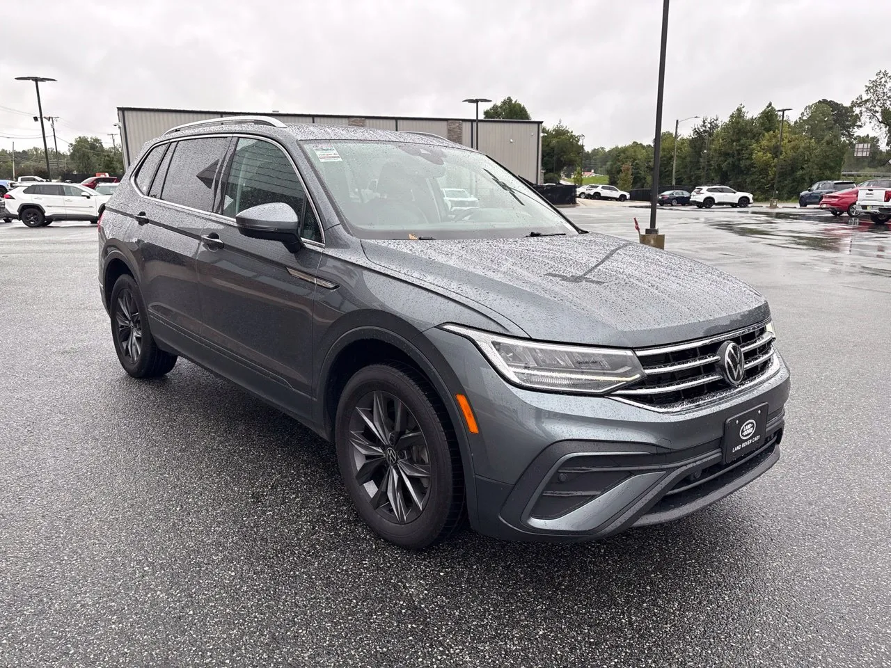 2023 Volkswagen Tiguan SE - Photo 11
