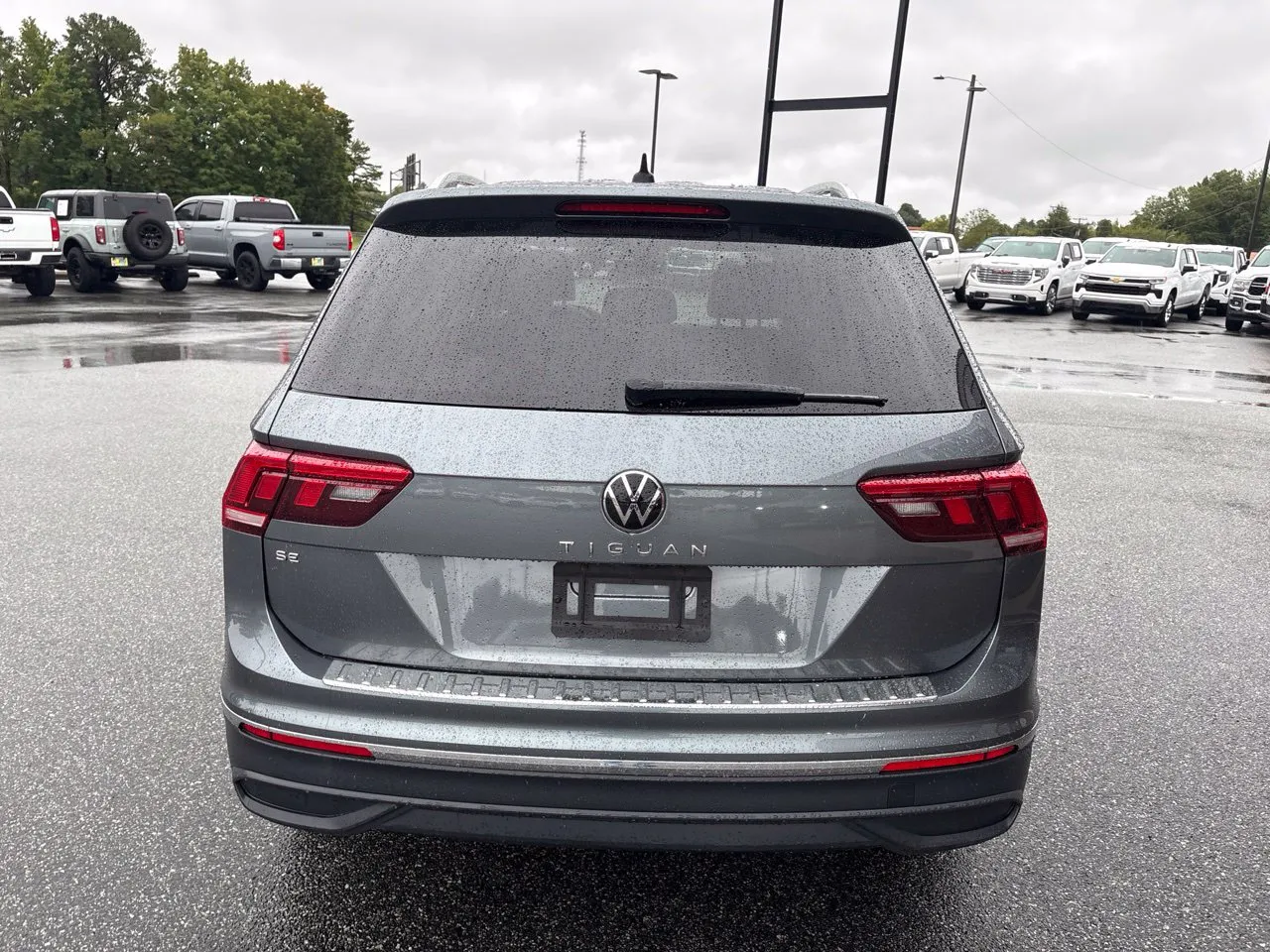 2023 Volkswagen Tiguan SE - Photo 8
