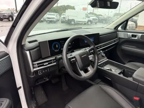 More photos of 2025 Hyundai Santa Fe XRT at Jerry Hunt Supercenter - Lexington, NC
