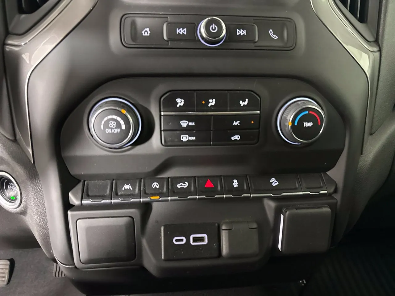 2025 Chevrolet Silverado 1500 Custom Trail Boss - Photo 19