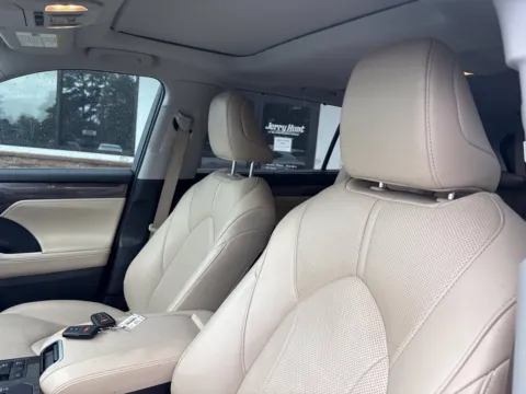 Another view of 2023 Toyota Highlander Hybrid Limited for sale in Lexington, NC at Jerry Hunt Supercenter - Lexington