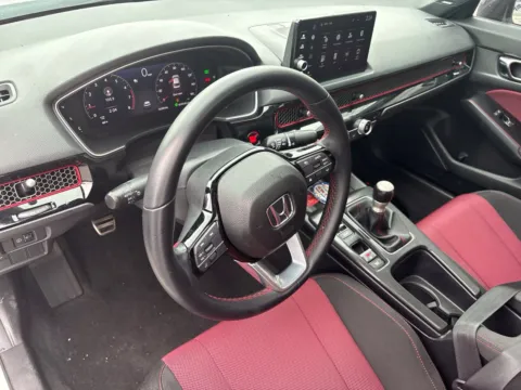 More photos of 2025 Honda Civic Si at Jerry Hunt Supercenter - Lexington, NC