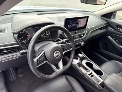 More photos of 2024 Nissan Altima 2.5 SR at Jerry Hunt Supercenter - Lexington, NC