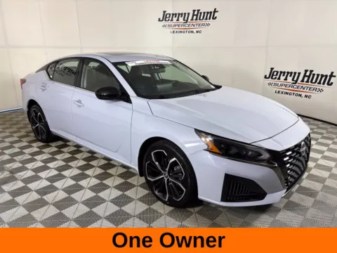 More photos of 2024 Nissan Altima 2.5 SR at Jerry Hunt Supercenter - Lexington, NC