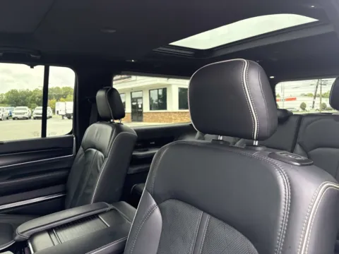 More photos of 2024 Jeep Grand Wagoneer L Series II at Jerry Hunt Supercenter - Lexington, NC