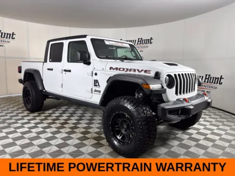 More photos of 2023 Jeep Gladiator Mojave at Jerry Hunt Supercenter - Lexington, NC