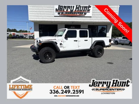 White 2023 Jeep Gladiator Mojave for sale in Lexington, NC