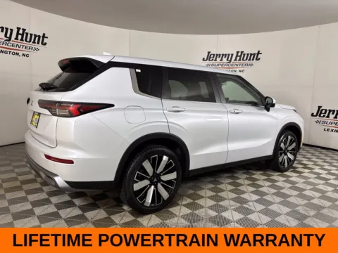 More photos of 2025 Mitsubishi Outlander SE at Jerry Hunt Supercenter - Lexington, NC