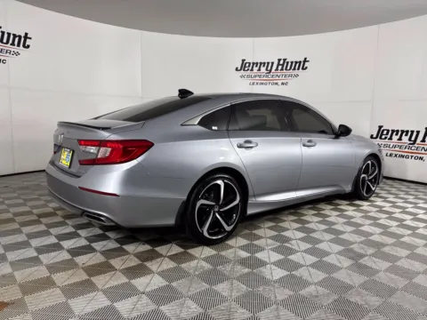 More photos of 2022 Honda Accord Sport at Jerry Hunt Supercenter - Lexington, NC