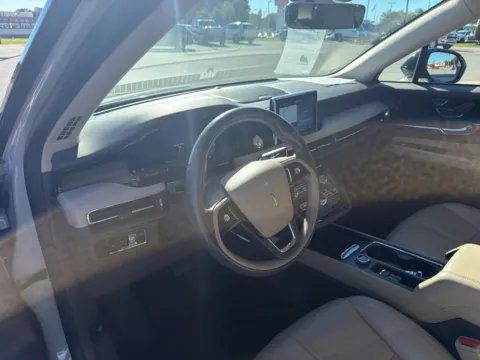 More photos of 2021 Lincoln Corsair Reserve at Jerry Hunt Supercenter - Lexington, NC