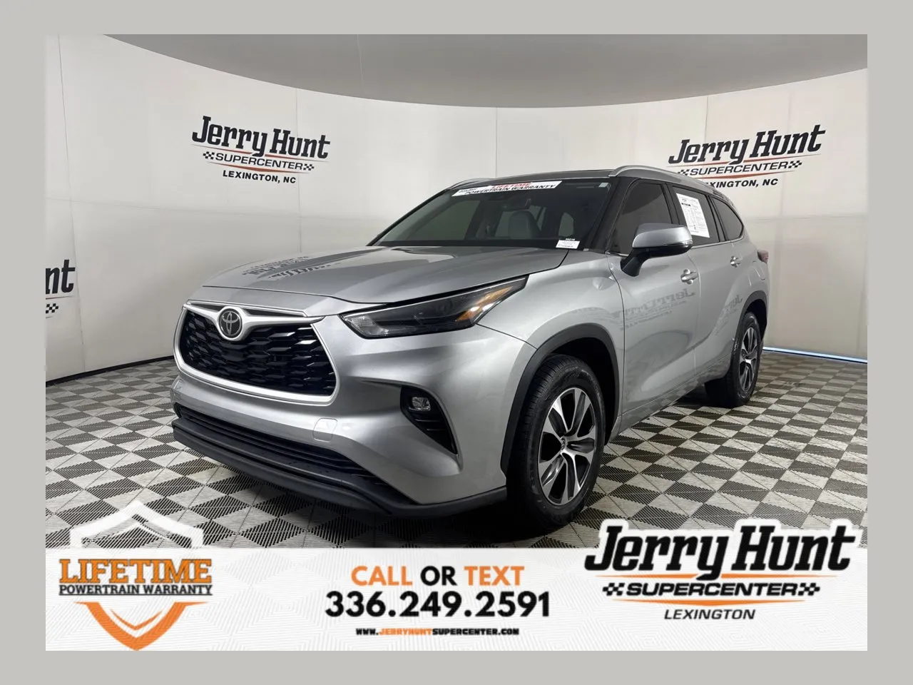 Silver 2023 Toyota Highlander XLE for sale in Lexington, NC