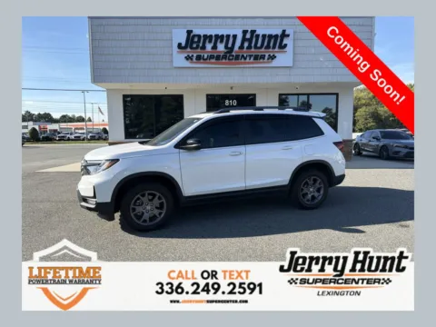 White 2024 Honda Passport TrailSport for sale in Lexington, NC