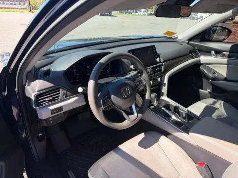 More photos of 2020 Honda Accord EX at Jerry Hunt Supercenter - Lexington, NC