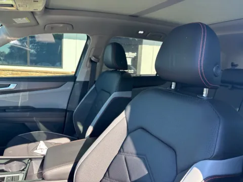 Another view of 2025 Volkswagen Atlas 2.0T Peak Edition for sale in Lexington, NC at Jerry Hunt Supercenter - Lexington