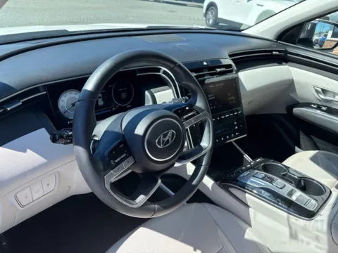 More photos of 2024 Hyundai Tucson Limited at Jerry Hunt Supercenter - Lexington, NC