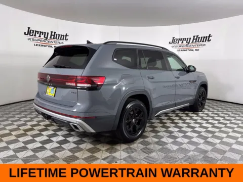 More photos of 2024 Volkswagen Atlas 2.0T Peak Edition SE w/Technology at Jerry Hunt Supercenter - Lexington, NC