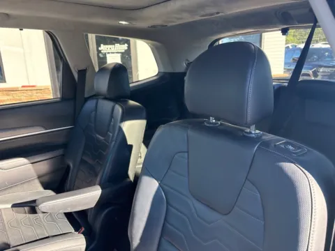 More photos of 2022 Kia Telluride SX at Jerry Hunt Supercenter - Lexington, NC