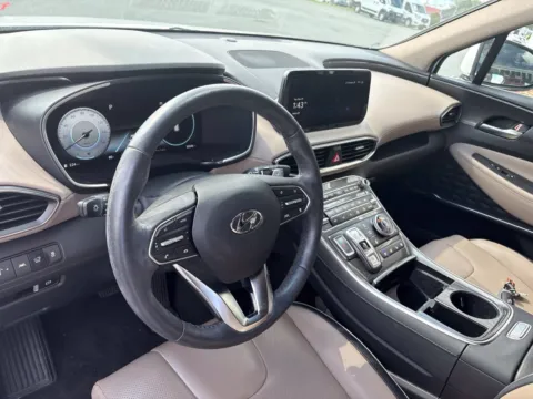 More photos of 2023 Hyundai Santa Fe Limited at Jerry Hunt Supercenter - Lexington, NC