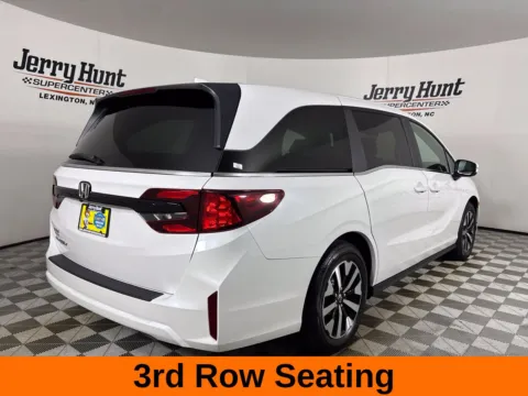 More photos of 2026 Honda Odyssey EX-L at Jerry Hunt Supercenter - Lexington, NC