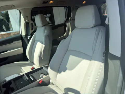 Another view of 2026 Honda Odyssey EX-L for sale in Lexington, NC at Jerry Hunt Supercenter - Lexington