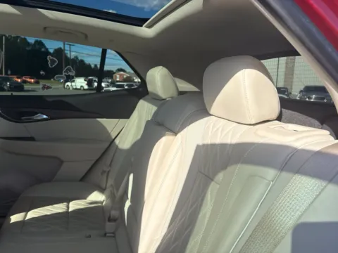 More photos of 2021 Buick Envision Avenir at Jerry Hunt Supercenter - Lexington, NC