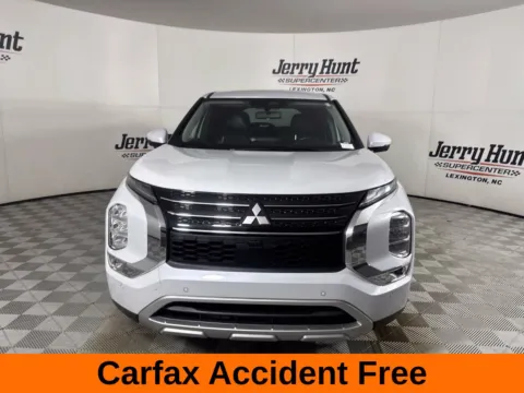 Another view of 2024 Mitsubishi Outlander SE for sale in Lexington, NC at Jerry Hunt Supercenter - Lexington