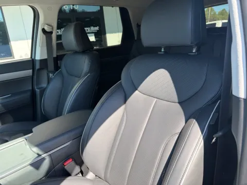 Another view of 2025 Hyundai Palisade SEL Premium for sale in Lexington, NC at Jerry Hunt Supercenter - Lexington