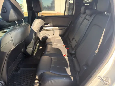 More photos of 2022 Mercedes-Benz GLB 250 at Jerry Hunt Supercenter - Lexington, NC